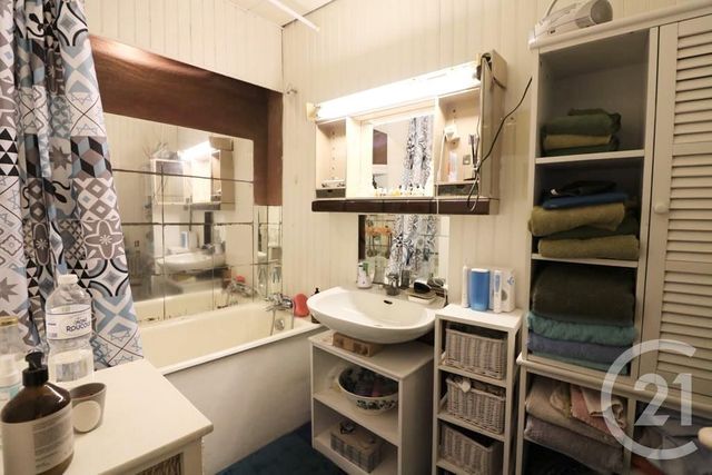 maison à vendre - 14 pièces - 225.0 m2 - COULOMMIERS - 77 - ILE-DE-FRANCE - Century 21 A.S.M.