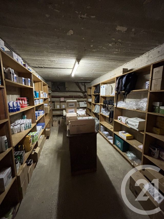 Appartement Local à louer - 10 pièces - 177.0 m2 - MONTMIRAIL - 51 - CHAMPAGNE-ARDENNE - Century 21 A.S.M.