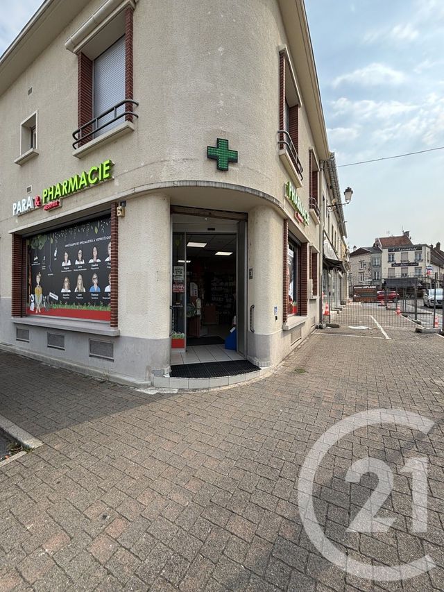 Appartement Local à louer - 10 pièces - 177.0 m2 - MONTMIRAIL - 51 - CHAMPAGNE-ARDENNE - Century 21 A.S.M.