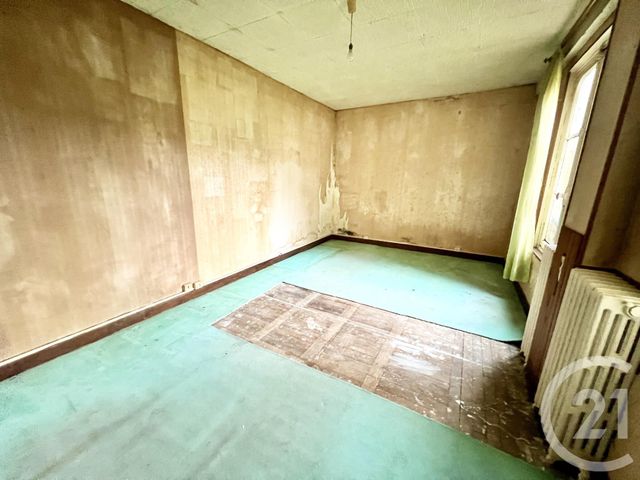 Afficher la photo en grand Appartement F4 à vendre - 4 pièces - 88.0 m2 - COULOMMIERS - 77 - ILE-DE-FRANCE - Century 21 A.S.M.