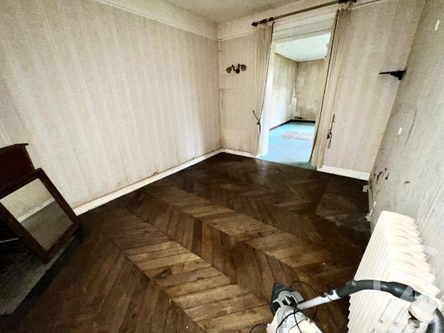 Afficher la photo en grand Appartement F4 à vendre - 4 pièces - 88.0 m2 - COULOMMIERS - 77 - ILE-DE-FRANCE - Century 21 A.S.M.