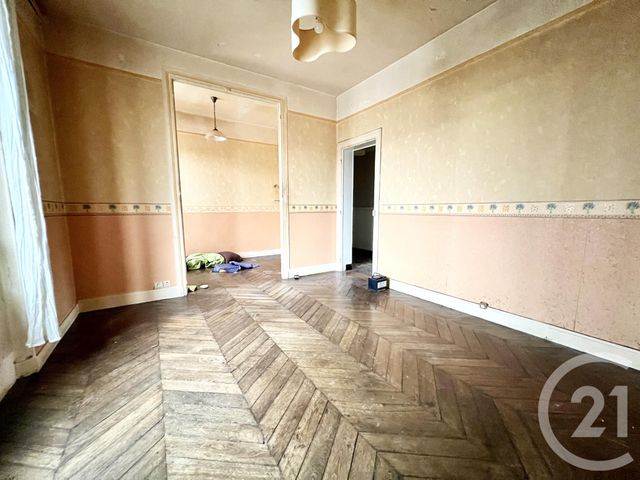 Afficher la photo en grand Appartement F4 à vendre - 4 pièces - 88.0 m2 - COULOMMIERS - 77 - ILE-DE-FRANCE - Century 21 A.S.M.