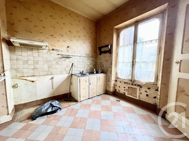 Afficher la photo en grand Appartement F4 à vendre - 4 pièces - 88.0 m2 - COULOMMIERS - 77 - ILE-DE-FRANCE - Century 21 A.S.M.