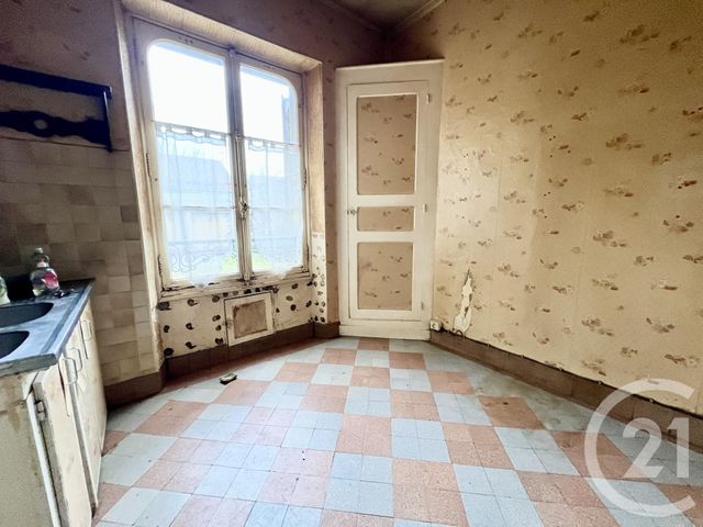 Afficher la photo en grand Appartement F4 à vendre - 4 pièces - 88.0 m2 - COULOMMIERS - 77 - ILE-DE-FRANCE - Century 21 A.S.M.