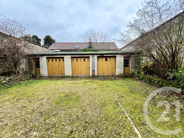 Afficher la photo en grand Appartement F4 à vendre - 4 pièces - 88.0 m2 - COULOMMIERS - 77 - ILE-DE-FRANCE - Century 21 A.S.M.