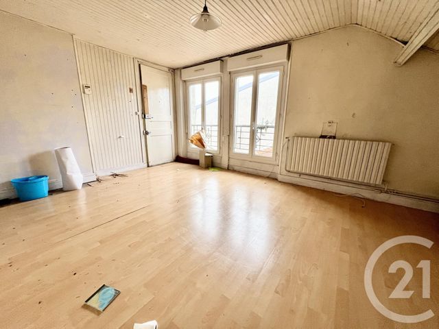 Appartement F3 à vendre - 3 pièces - 52.0 m2 - COULOMMIERS - 77 - ILE-DE-FRANCE - Century 21 A.S.M.