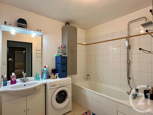 Appartement F3 à vendre - 3 pièces - 59.65 m2 - LA FERTE GAUCHER - 77 - ILE-DE-FRANCE - Century 21 A.S.M.
