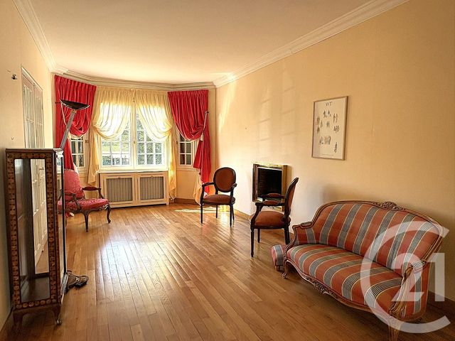 Afficher la photo en grand maison à vendre - 7 pièces - 192.16 m2 - COULOMMIERS - 77 - ILE-DE-FRANCE - Century 21 A.S.M.