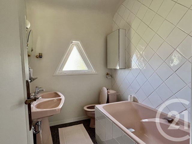 Afficher la photo en grand maison à vendre - 7 pièces - 192.16 m2 - COULOMMIERS - 77 - ILE-DE-FRANCE - Century 21 A.S.M.