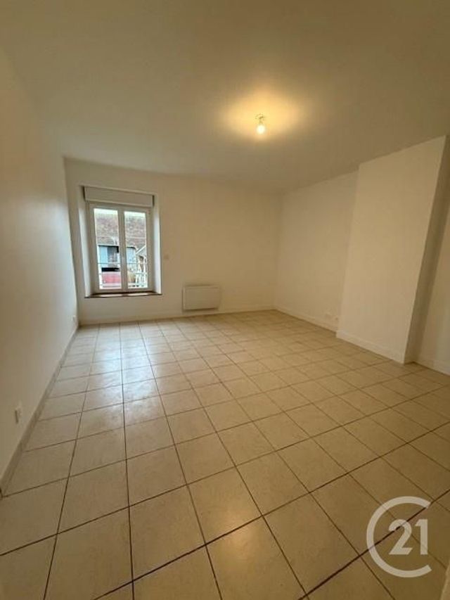 Appartement à louer - 4 pièces - 100.54 m2 - MOUROUX - 77 - ILE-DE-FRANCE - Century 21 A.S.M.