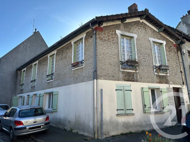 Afficher la photo en grand Appartement F5 à vendre - 5 pièces - 162.12 m2 - ROZAY EN BRIE - 77 - ILE-DE-FRANCE - Century 21 A.S.M.