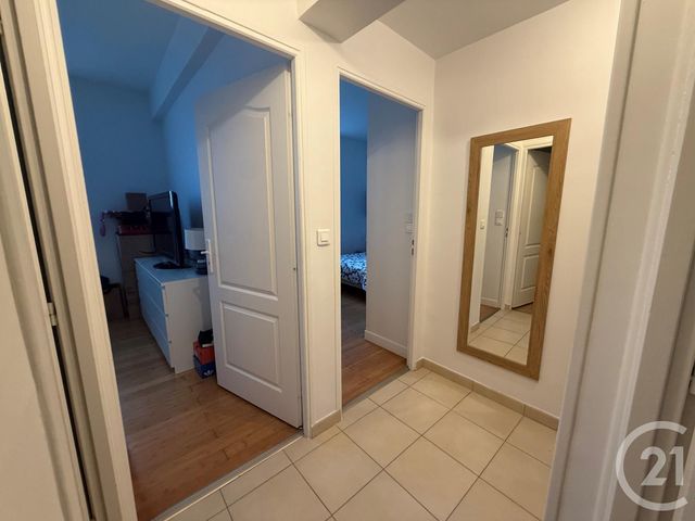 Appartement F3 à louer - 3 pièces - 61.83 m2 - COULOMMIERS - 77 - ILE-DE-FRANCE - Century 21 A.S.M.