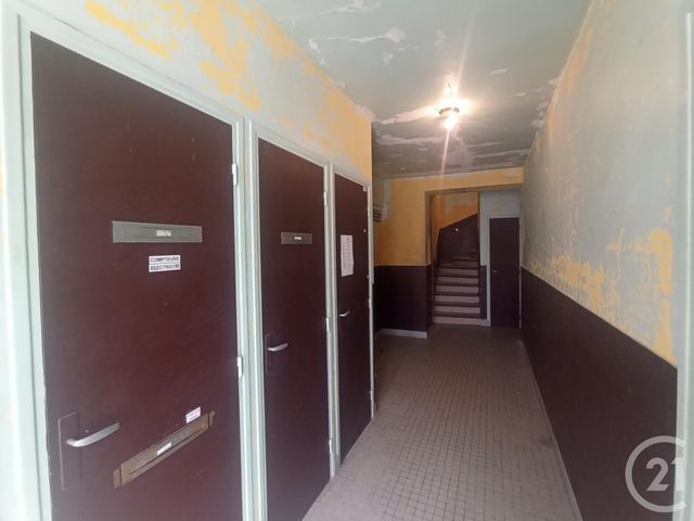 Afficher la photo en grand Appartement Local à vendre - 4 pièces - 80.0 m2 - COULOMMIERS - 77 - ILE-DE-FRANCE - Century 21 A.S.M.