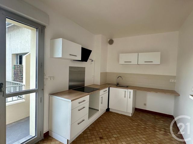 Appartement F3 à louer - 3 pièces - 62.63 m2 - COULOMMIERS - 77 - ILE-DE-FRANCE - Century 21 A.S.M.