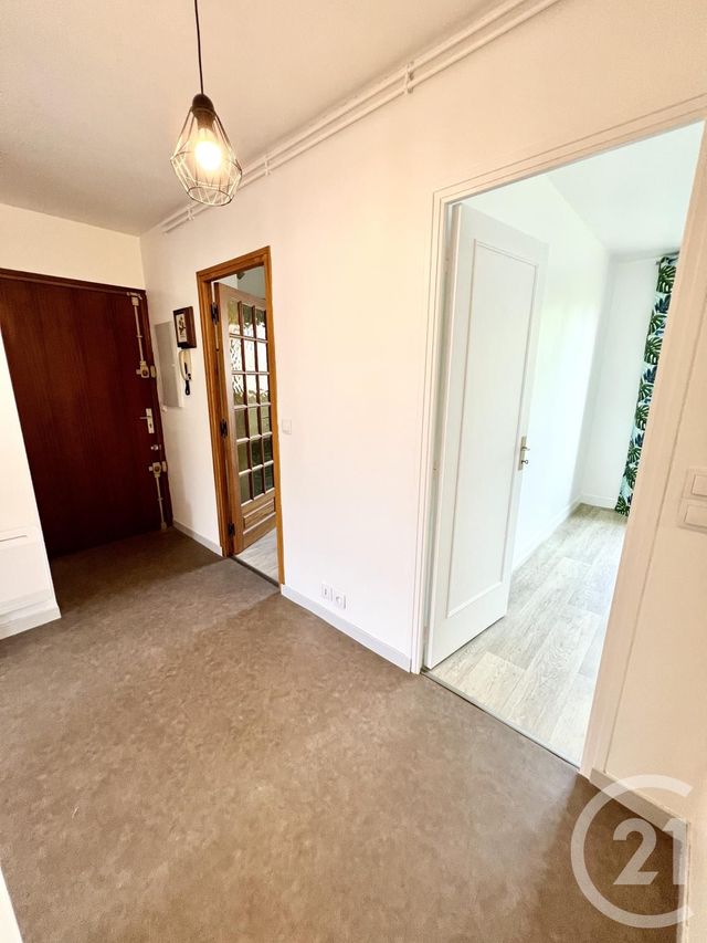 Appartement T3 à vendre - 3 pièces - 64.49 m2 - COULOMMIERS - 77 - ILE-DE-FRANCE - Century 21 A.S.M.