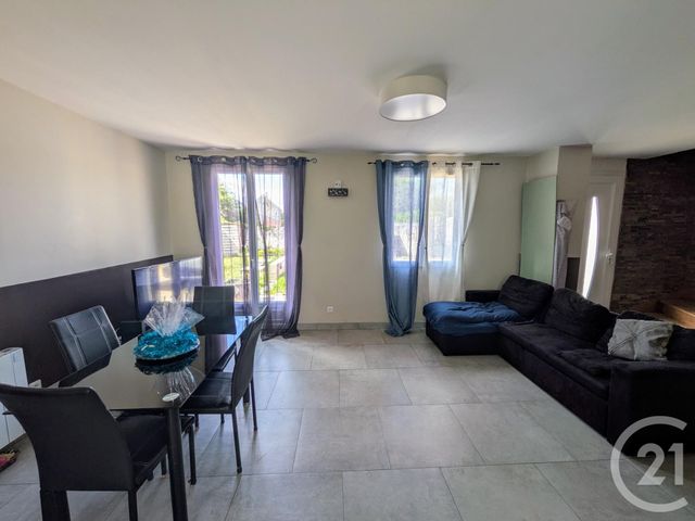 maison à vendre - 5 pièces - 91.65 m2 - ST GERMAIN SOUS DOUE - 77 - ILE-DE-FRANCE - Century 21 A.S.M.