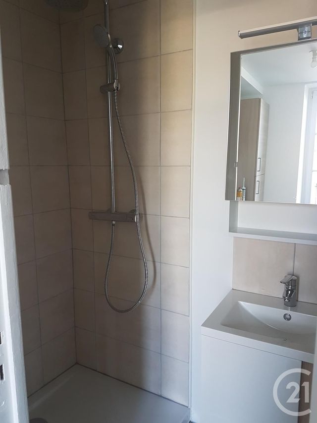 Appartement F1 à louer - 1 pièce - 17.65 m2 - COULOMMIERS - 77 - ILE-DE-FRANCE - Century 21 A.S.M.