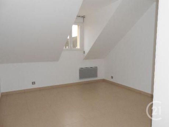 Appartement F3 à louer - 3 pièces - 90.45 m2 - COULOMMIERS - 77 - ILE-DE-FRANCE - Century 21 A.S.M.