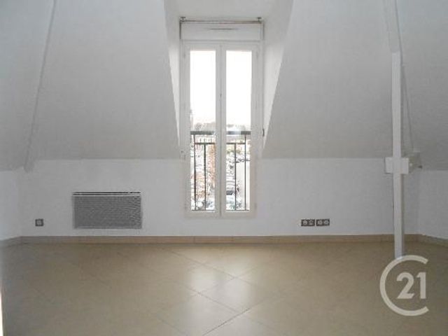 Appartement F3 à louer - 3 pièces - 90.45 m2 - COULOMMIERS - 77 - ILE-DE-FRANCE - Century 21 A.S.M.