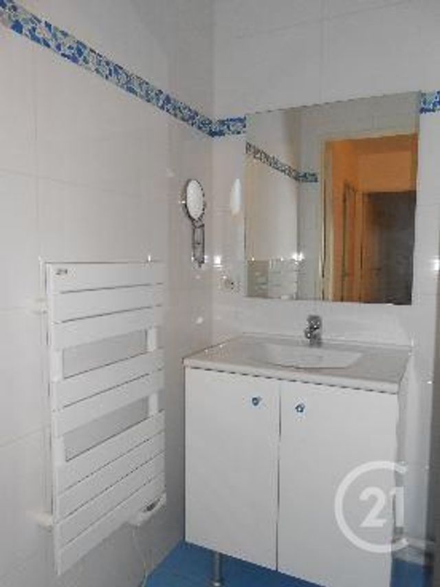 Appartement F3 à louer - 3 pièces - 90.45 m2 - COULOMMIERS - 77 - ILE-DE-FRANCE - Century 21 A.S.M.