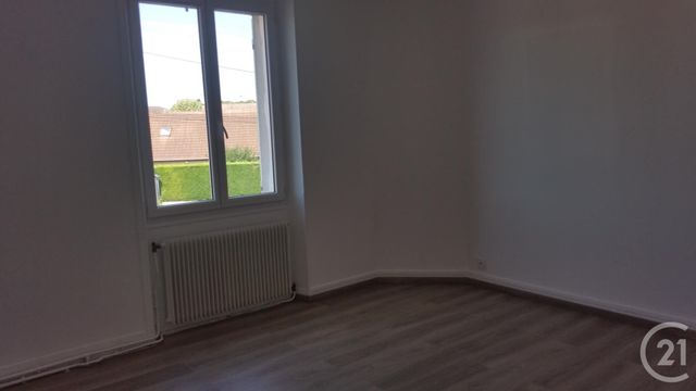 Appartement F1 à louer - 3 pièces - 53.57 m2 - COULOMMIERS - 77 - ILE-DE-FRANCE - Century 21 A.S.M.