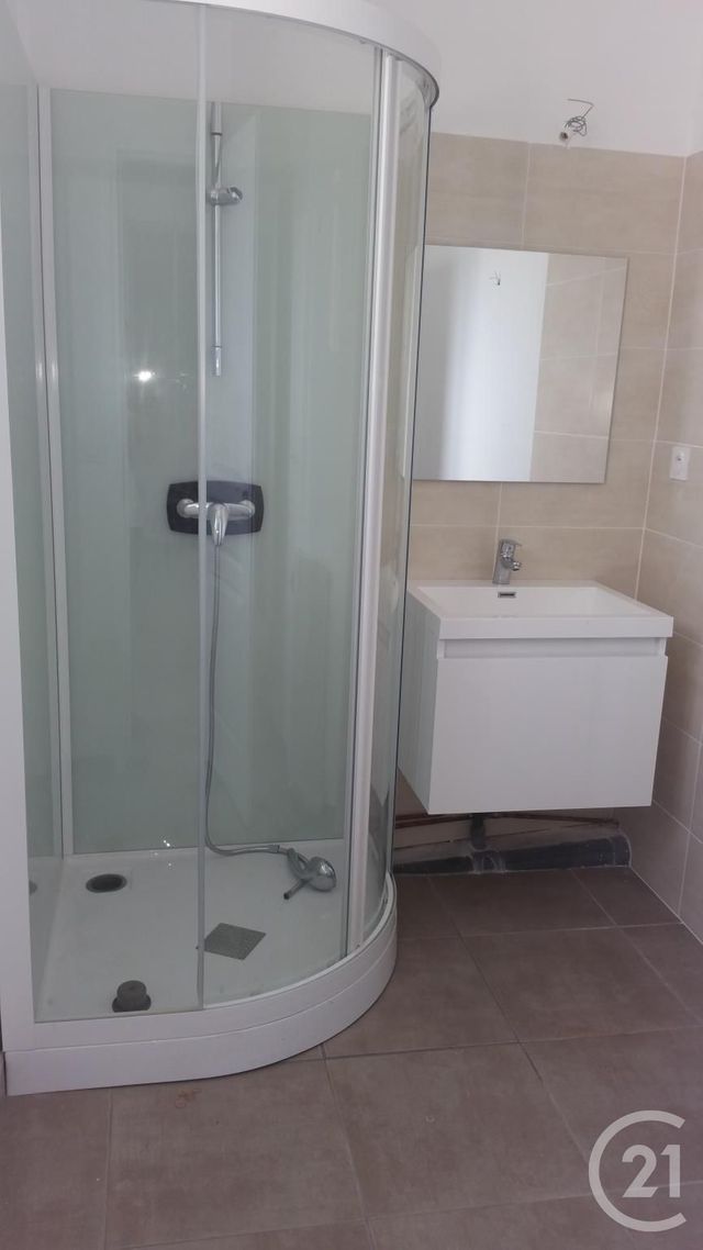 Appartement F1 à louer - 3 pièces - 53.57 m2 - COULOMMIERS - 77 - ILE-DE-FRANCE - Century 21 A.S.M.