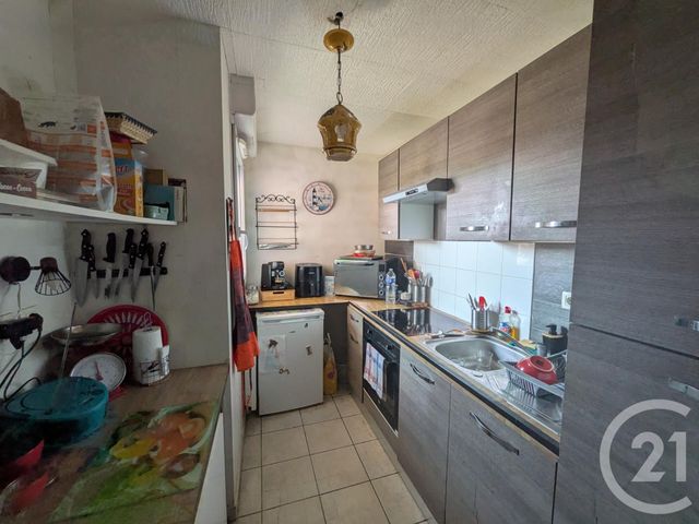 Appartement F3 à vendre - 3 pièces - 61.0 m2 - LA FERTE GAUCHER - 77 - ILE-DE-FRANCE - Century 21 A.S.M.