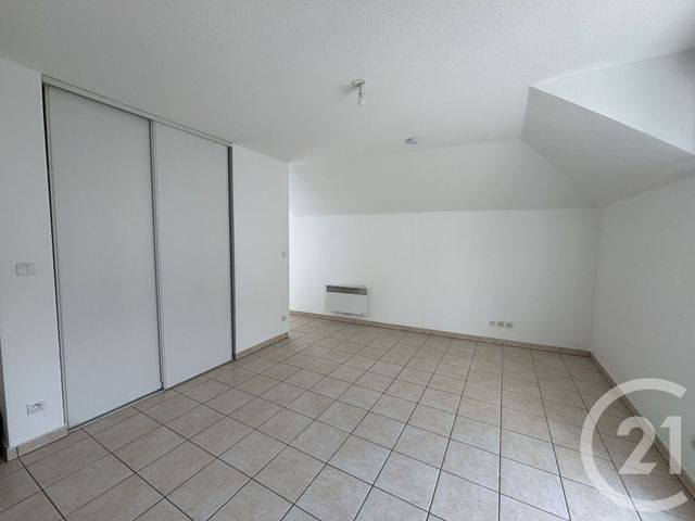 Appartement Studio à louer LA FERTE GAUCHER