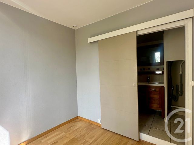 Appartement F3 à vendre - 3 pièces - 45.27 m2 - LA FERTE SOUS JOUARRE - 77 - ILE-DE-FRANCE - Century 21 A.S.M.