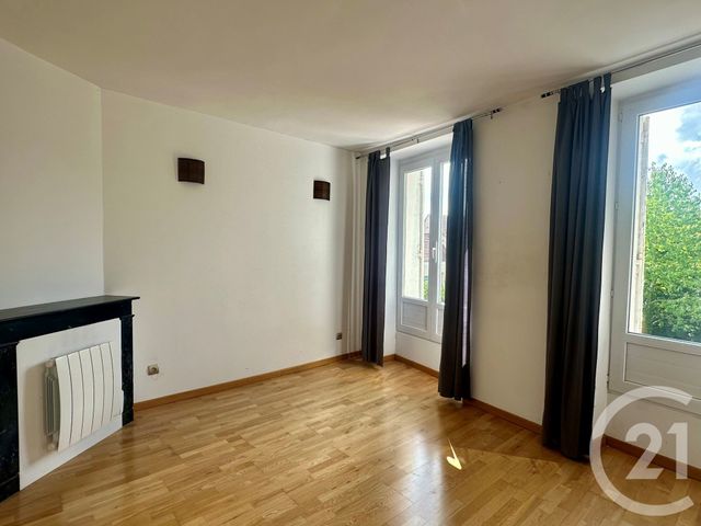 Appartement F3 à vendre - 3 pièces - 45.27 m2 - LA FERTE SOUS JOUARRE - 77 - ILE-DE-FRANCE - Century 21 A.S.M.