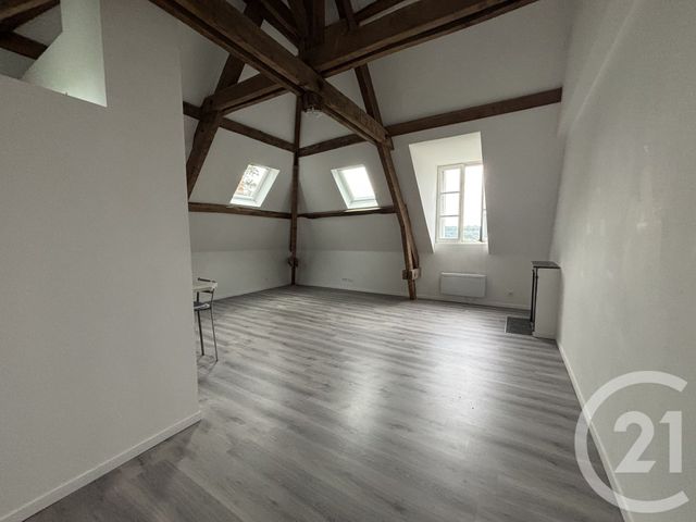 Afficher la photo en grand Appartement F4 à louer - 4 pièces - 86.7 m2 - LA FERTE SOUS JOUARRE - 77 - ILE-DE-FRANCE - Century 21 A.S.M.