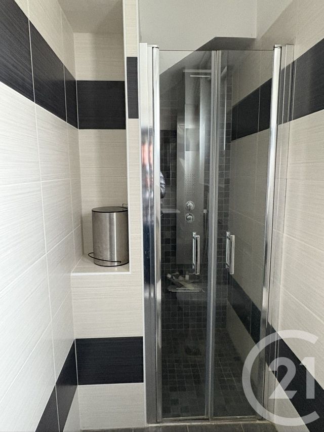 Afficher la photo en grand maison à vendre - 7 pièces - 144.65 m2 - COULOMMIERS - 77 - ILE-DE-FRANCE - Century 21 A.S.M.