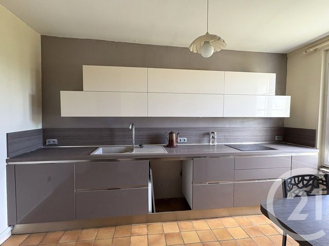 Afficher la photo en grand maison à vendre - 7 pièces - 144.65 m2 - COULOMMIERS - 77 - ILE-DE-FRANCE - Century 21 A.S.M.