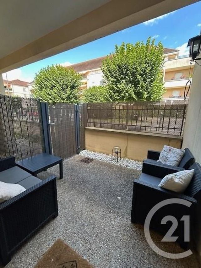 Appartement F2 à louer - 2 pièces - 40.06 m2 - COULOMMIERS - 77 - ILE-DE-FRANCE - Century 21 A.S.M.