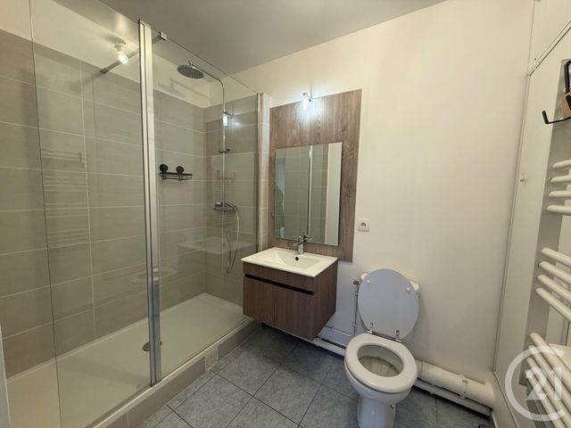 Appartement F2 à louer - 2 pièces - 40.06 m2 - COULOMMIERS - 77 - ILE-DE-FRANCE - Century 21 A.S.M.