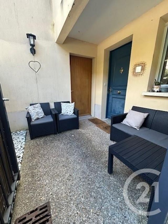 Appartement F2 à louer - 2 pièces - 40.06 m2 - COULOMMIERS - 77 - ILE-DE-FRANCE - Century 21 A.S.M.