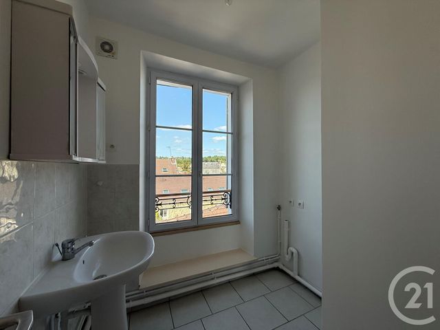 Afficher la photo en grand Appartement F5 à louer - 5 pièces - 78.24 m2 - COULOMMIERS - 77 - ILE-DE-FRANCE - Century 21 A.S.M.