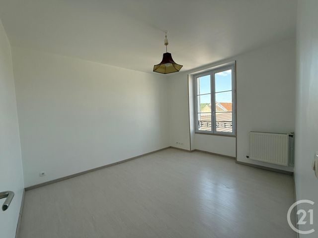 Afficher la photo en grand Appartement F5 à louer - 5 pièces - 78.24 m2 - COULOMMIERS - 77 - ILE-DE-FRANCE - Century 21 A.S.M.