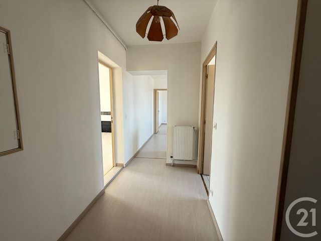 Afficher la photo en grand Appartement F5 à louer - 5 pièces - 78.24 m2 - COULOMMIERS - 77 - ILE-DE-FRANCE - Century 21 A.S.M.