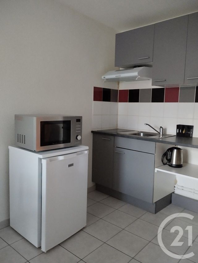 Appartement F1 à louer - 1 pièce - 30.24 m2 - COULOMMIERS - 77 - ILE-DE-FRANCE - Century 21 A.S.M.