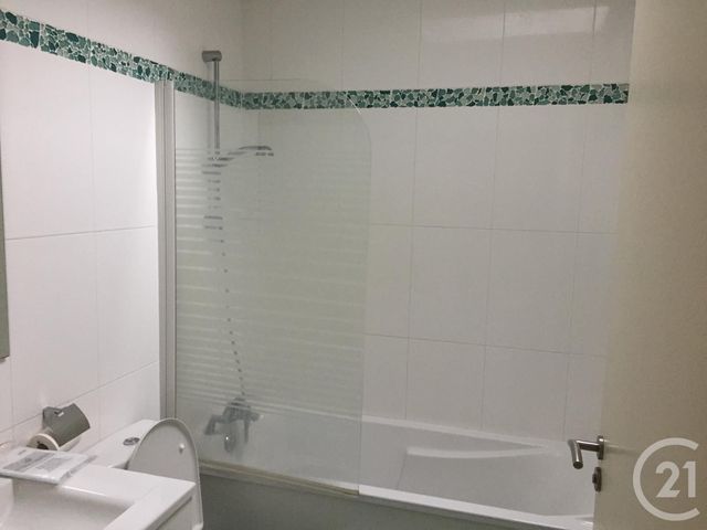 Appartement F3 à louer - 3 pièces - 68.26 m2 - COULOMMIERS - 77 - ILE-DE-FRANCE - Century 21 A.S.M.