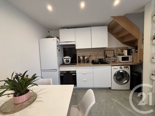 maison à louer - 3 pièces - 39.5 m2 - COULOMMIERS - 77 - ILE-DE-FRANCE - Century 21 A.S.M.