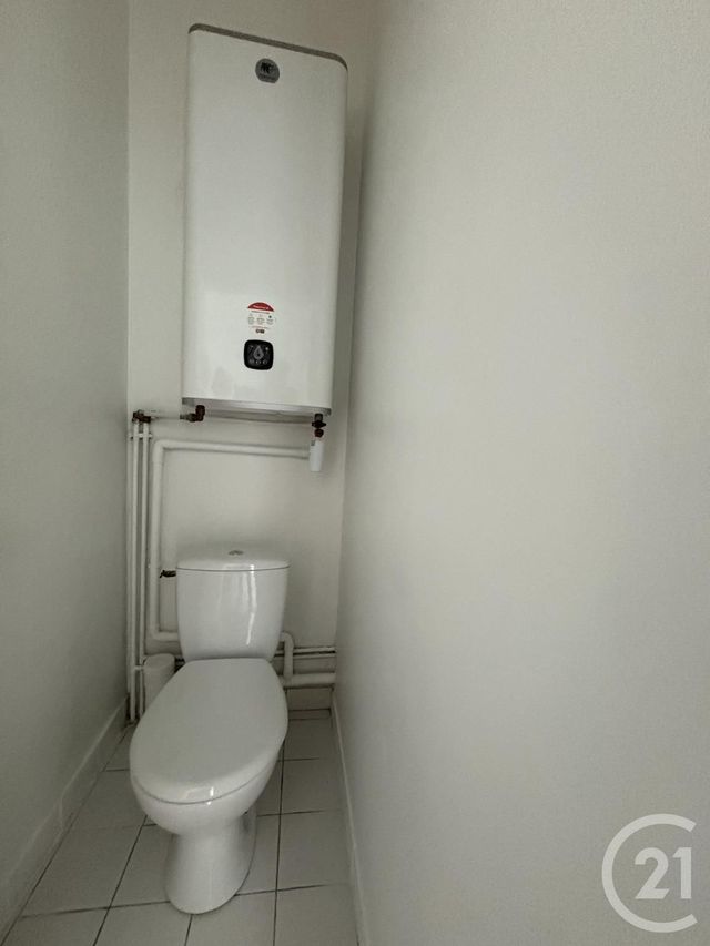Appartement F3 à louer - 3 pièces - 72.84 m2 - COULOMMIERS - 77 - ILE-DE-FRANCE - Century 21 A.S.M.