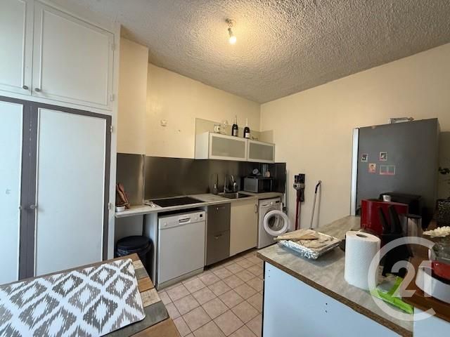 Appartement F3 à louer - 3 pièces - 47.47 m2 - COULOMMIERS - 77 - ILE-DE-FRANCE - Century 21 A.S.M.