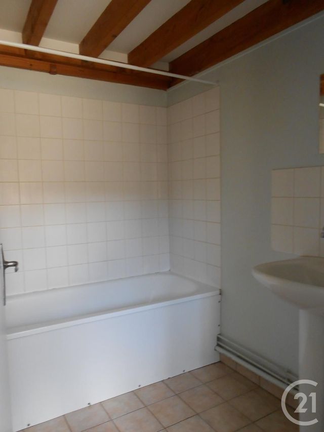 Appartement F3 à louer - 3 pièces - 47.47 m2 - COULOMMIERS - 77 - ILE-DE-FRANCE - Century 21 A.S.M.