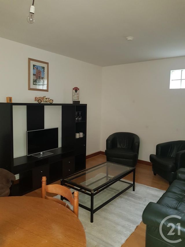 Appartement F2 à louer - 2 pièces - 47.24 m2 - COULOMMIERS - 77 - ILE-DE-FRANCE - Century 21 A.S.M.