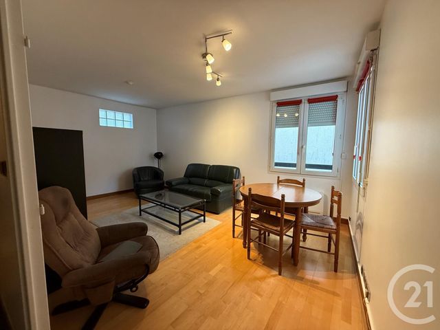 Appartement F2 à louer - 2 pièces - 47.24 m2 - COULOMMIERS - 77 - ILE-DE-FRANCE - Century 21 A.S.M.