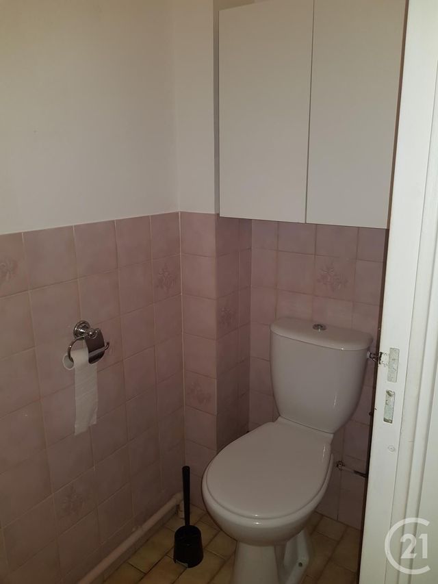 Appartement F2 à louer - 2 pièces - 47.24 m2 - COULOMMIERS - 77 - ILE-DE-FRANCE - Century 21 A.S.M.