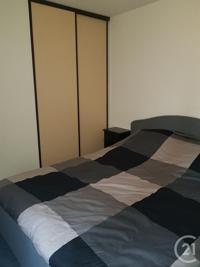 Appartement F2 à louer - 2 pièces - 47.24 m2 - COULOMMIERS - 77 - ILE-DE-FRANCE - Century 21 A.S.M.