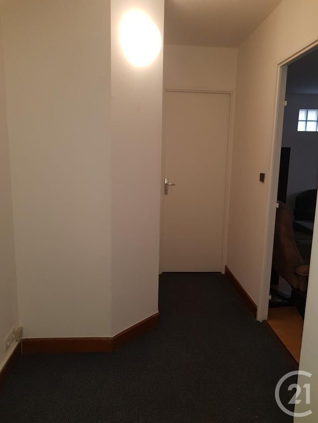 Appartement F2 à louer - 2 pièces - 47.24 m2 - COULOMMIERS - 77 - ILE-DE-FRANCE - Century 21 A.S.M.